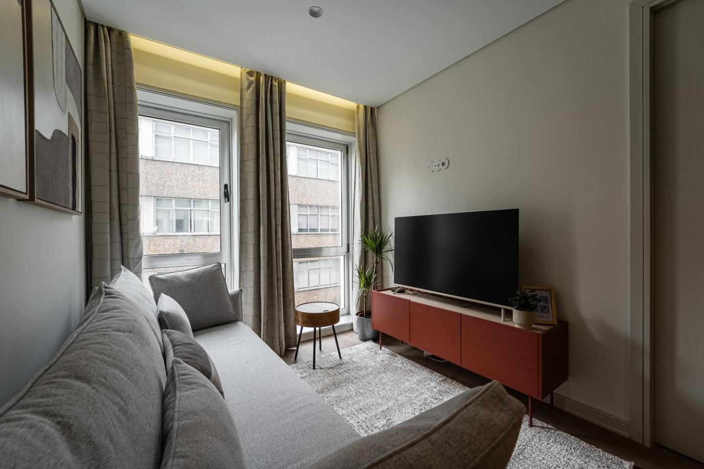 Guestready - Tela Dobravel Em Cedofeita Appartement Porto Buitenkant foto